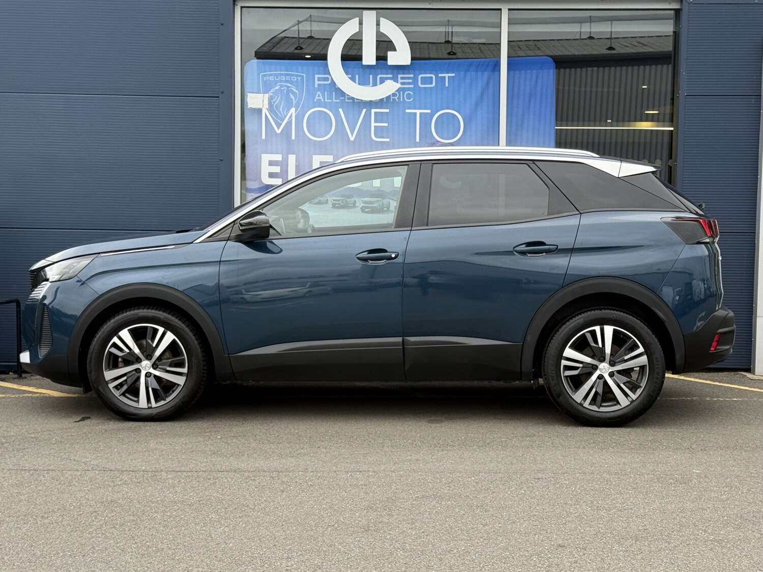 Used Peugeot 3008 2023 for sale - 75618533: Photo 3