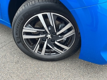 Used Peugeot 208 2022 for sale - 76261483: Photo 4
