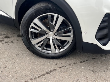 Used Peugeot 3008 2022 for sale - 77755631: Photo