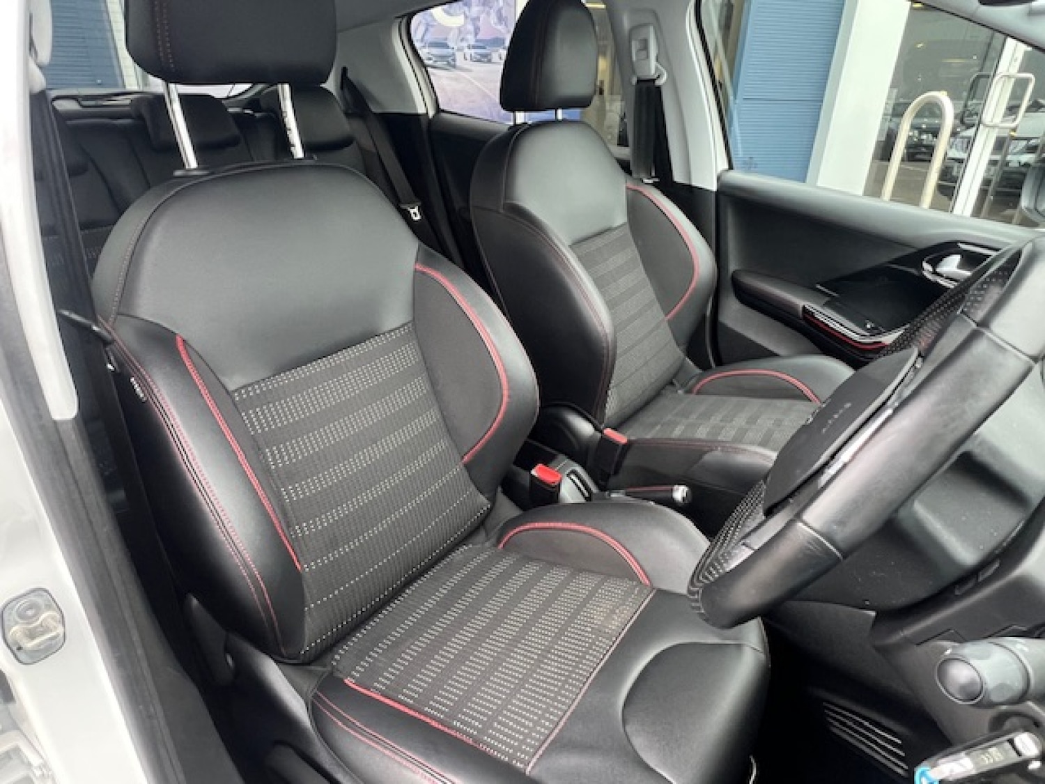 Used Peugeot 208 2019 for sale - 77648025: Photo 18