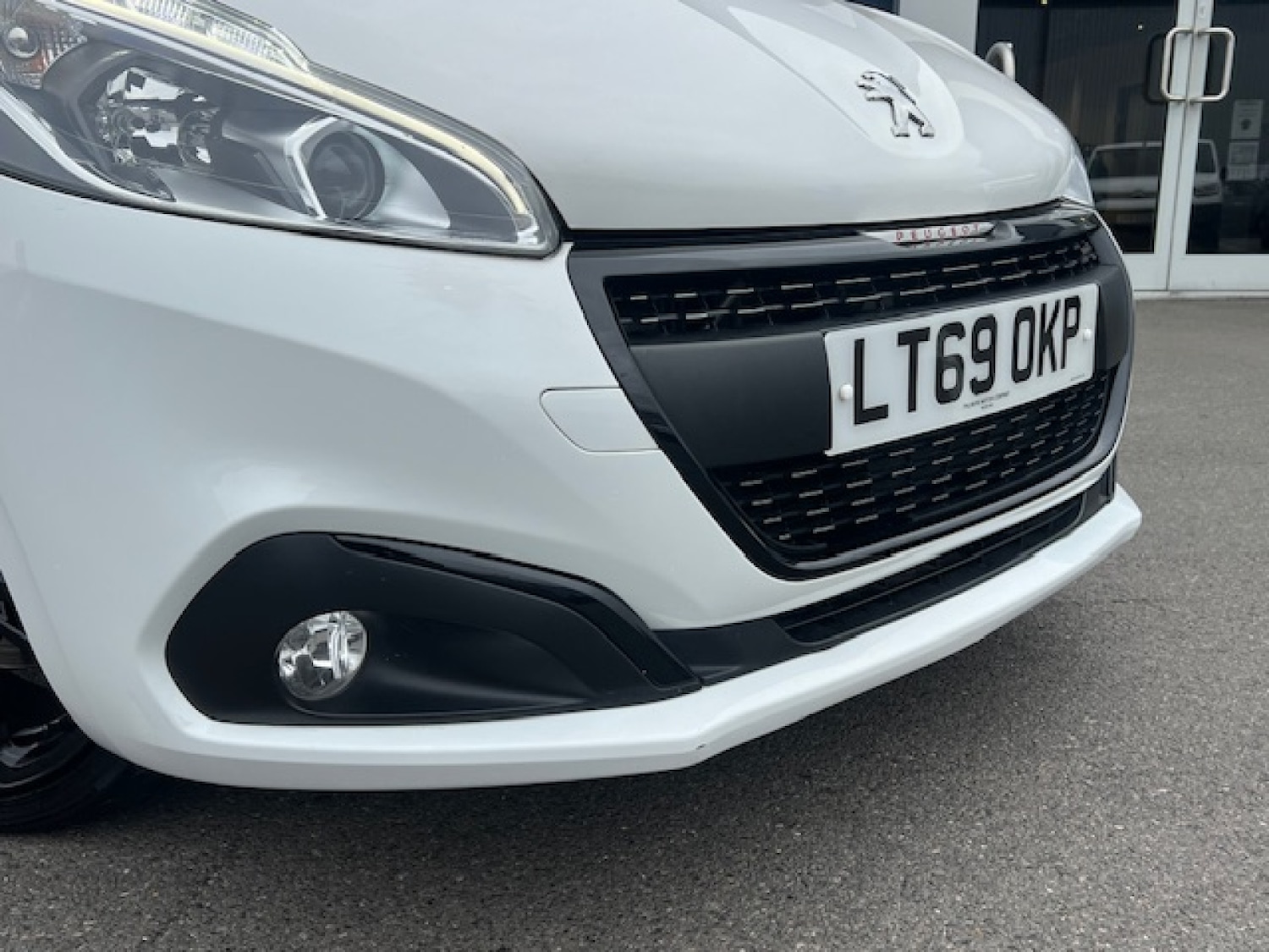 Used Peugeot 208 2019 for sale - 77648025: Photo 2