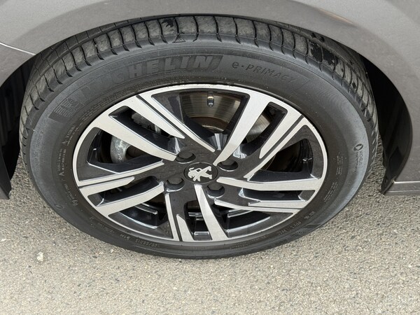 Used Peugeot 208 2023 for sale - 75692054: Photo 21
