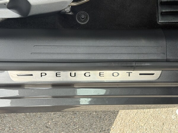 Used Peugeot 208 2023 for sale - 75692054: Photo 9