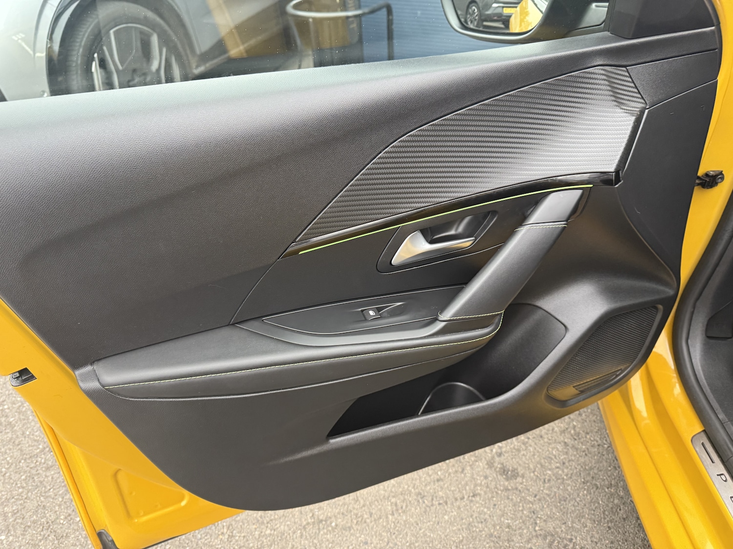 Used Peugeot 208 2023 for sale - 76261599: Photo 12