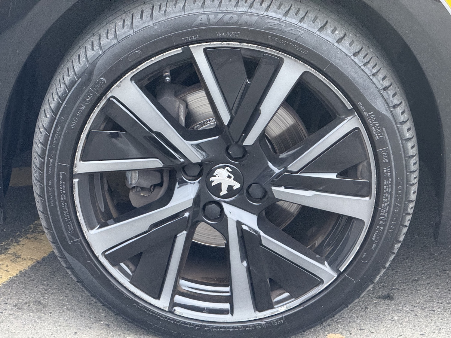 Used Peugeot 208 2023 for sale - 76261599: Photo 8