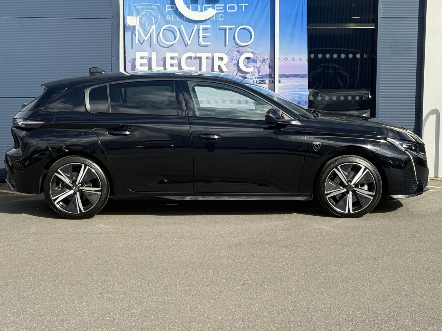 Used Peugeot 308 2024 for sale - 77698291: Photo 15