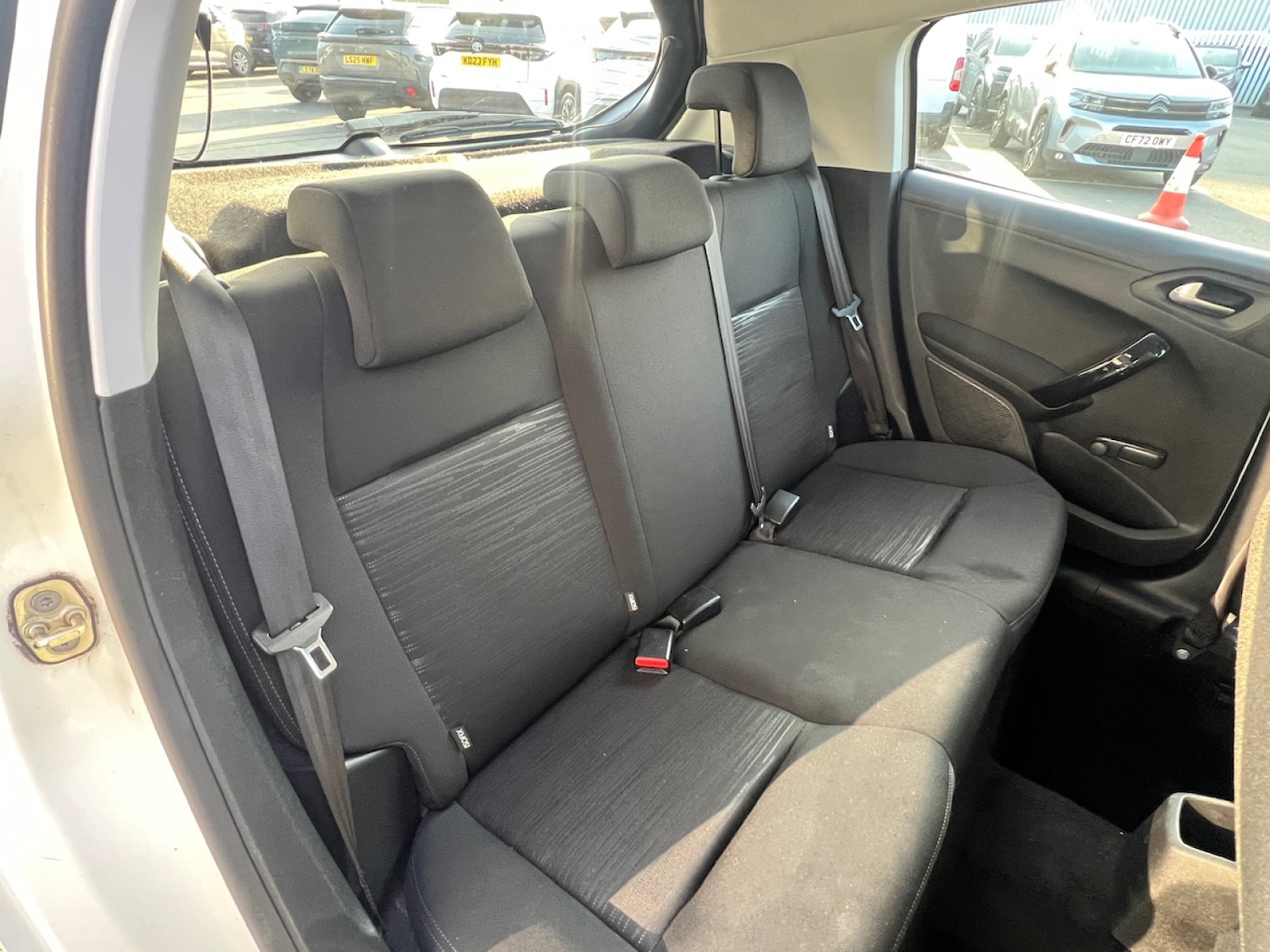 Used Peugeot 208 2013 for sale - 77755647: Photo 11