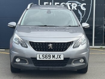 Used Peugeot 2008 2019 for sale - 77725988: Photo