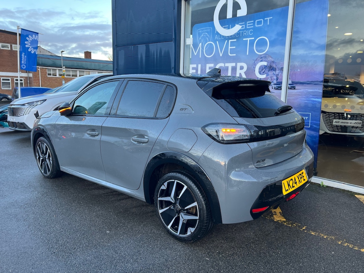 Used Peugeot 208 2024 for sale - 77576455: Photo 2