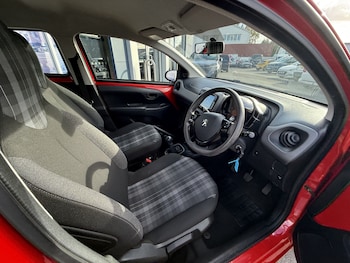 Used Peugeot 108 2019 for sale - 76302261: Photo