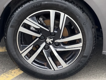 Used Peugeot 208 2022 for sale - 76261527: Photo 3