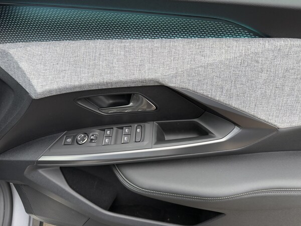 Used Peugeot 5008 2024 for sale - 75371075: Photo 23