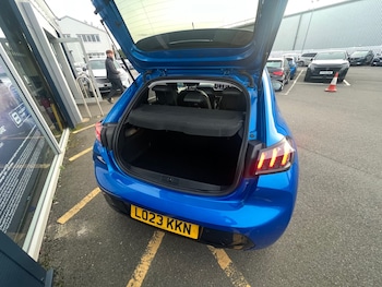 Used Peugeot 208 2023 for sale - 77457859: Photo