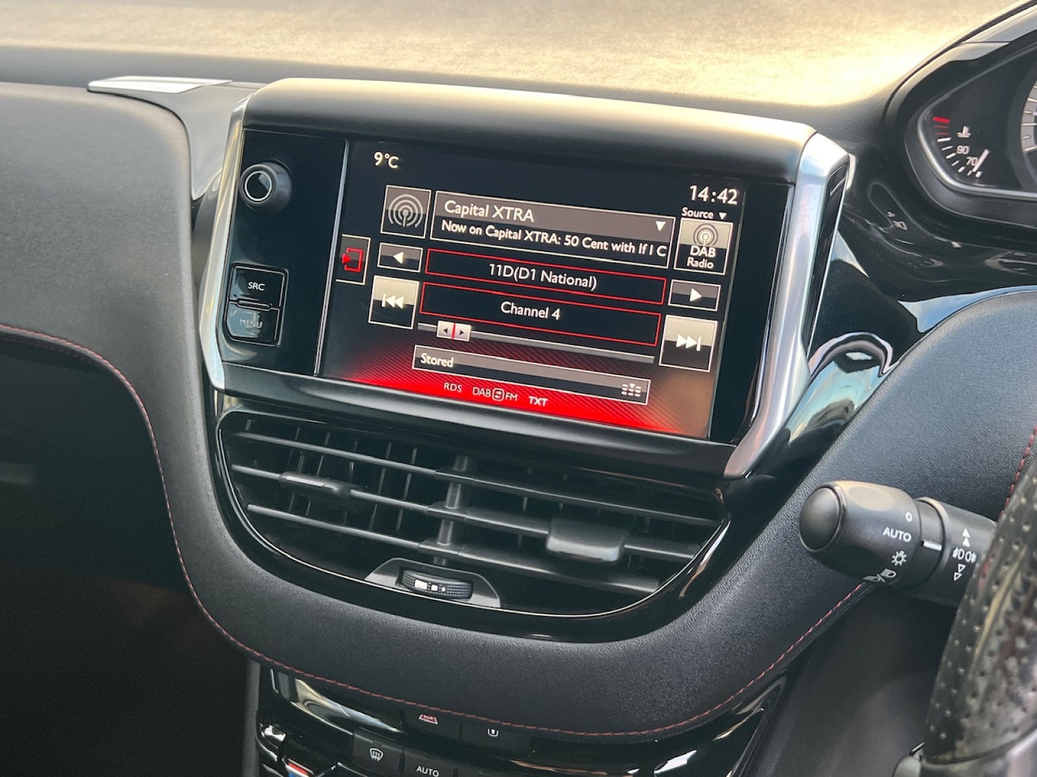 Used Peugeot 208 2015 for sale - 76691439: Photo 21