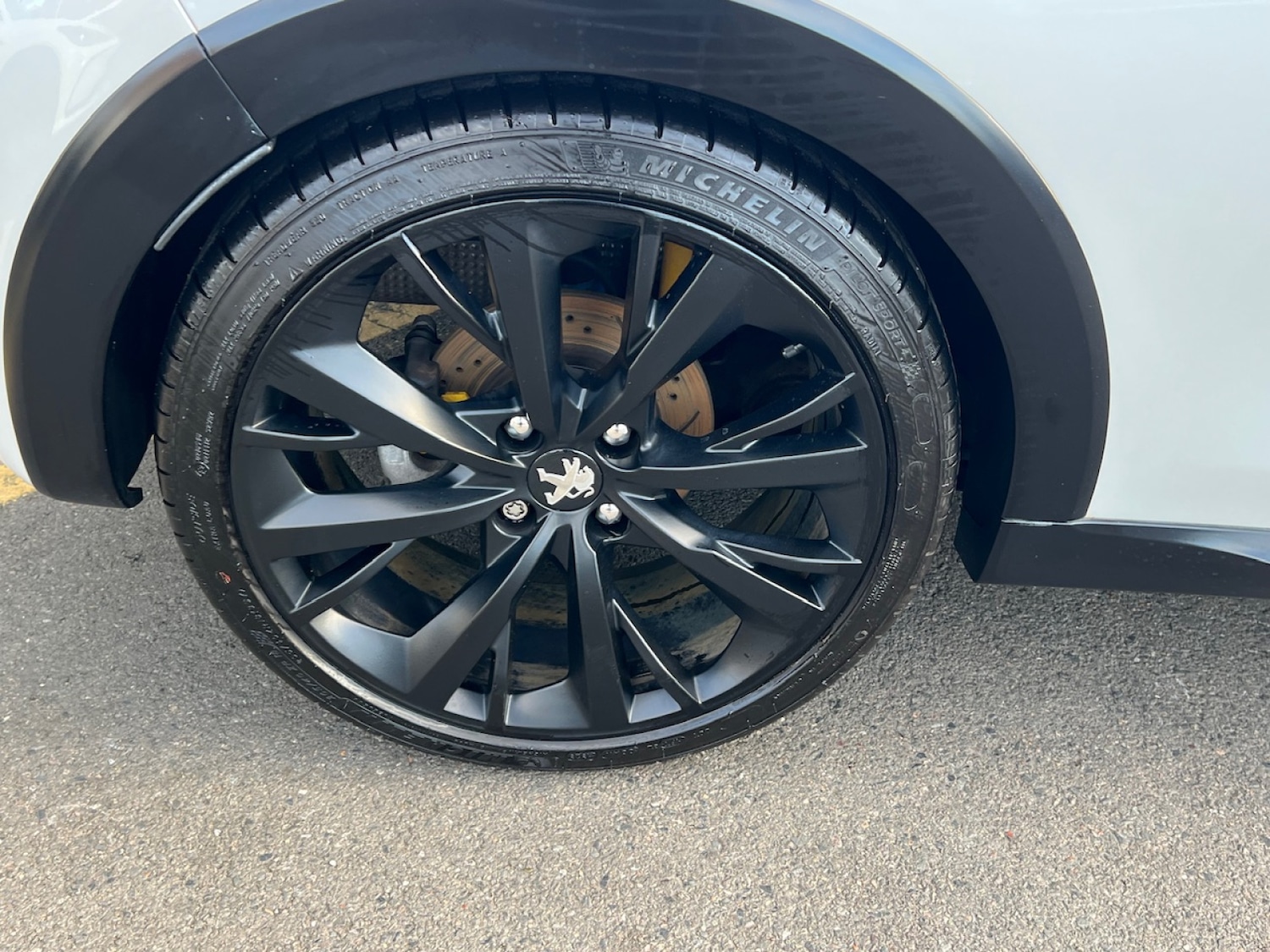 Used Peugeot 208 2015 for sale - 76691439: Photo 4