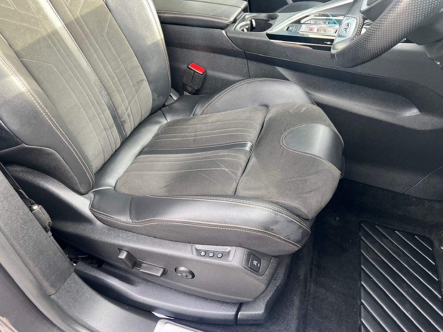 Used Peugeot 3008 2022 for sale - 77755709: Photo 19