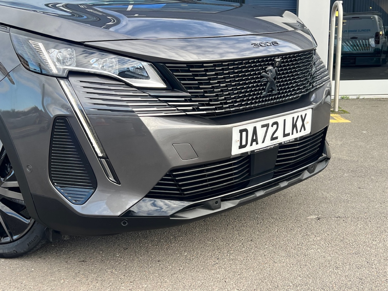 Used Peugeot 3008 2022 for sale - 77755709: Photo 2