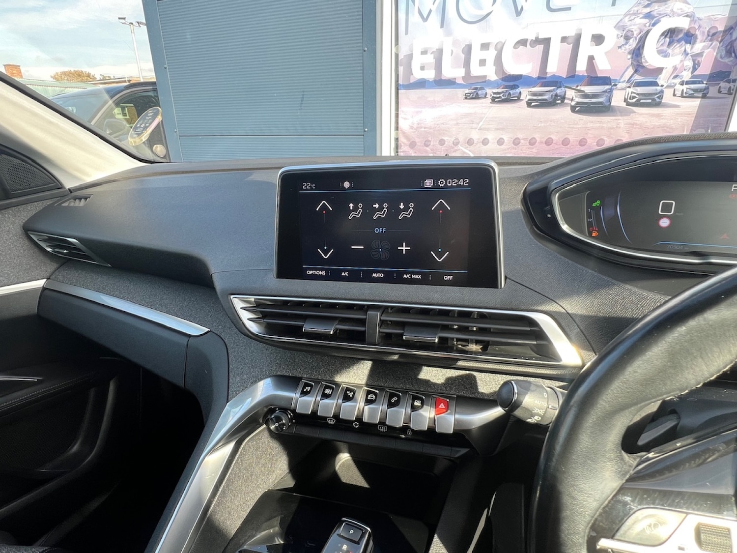 Used Peugeot 3008 2018 for sale - 76037856: Photo 14