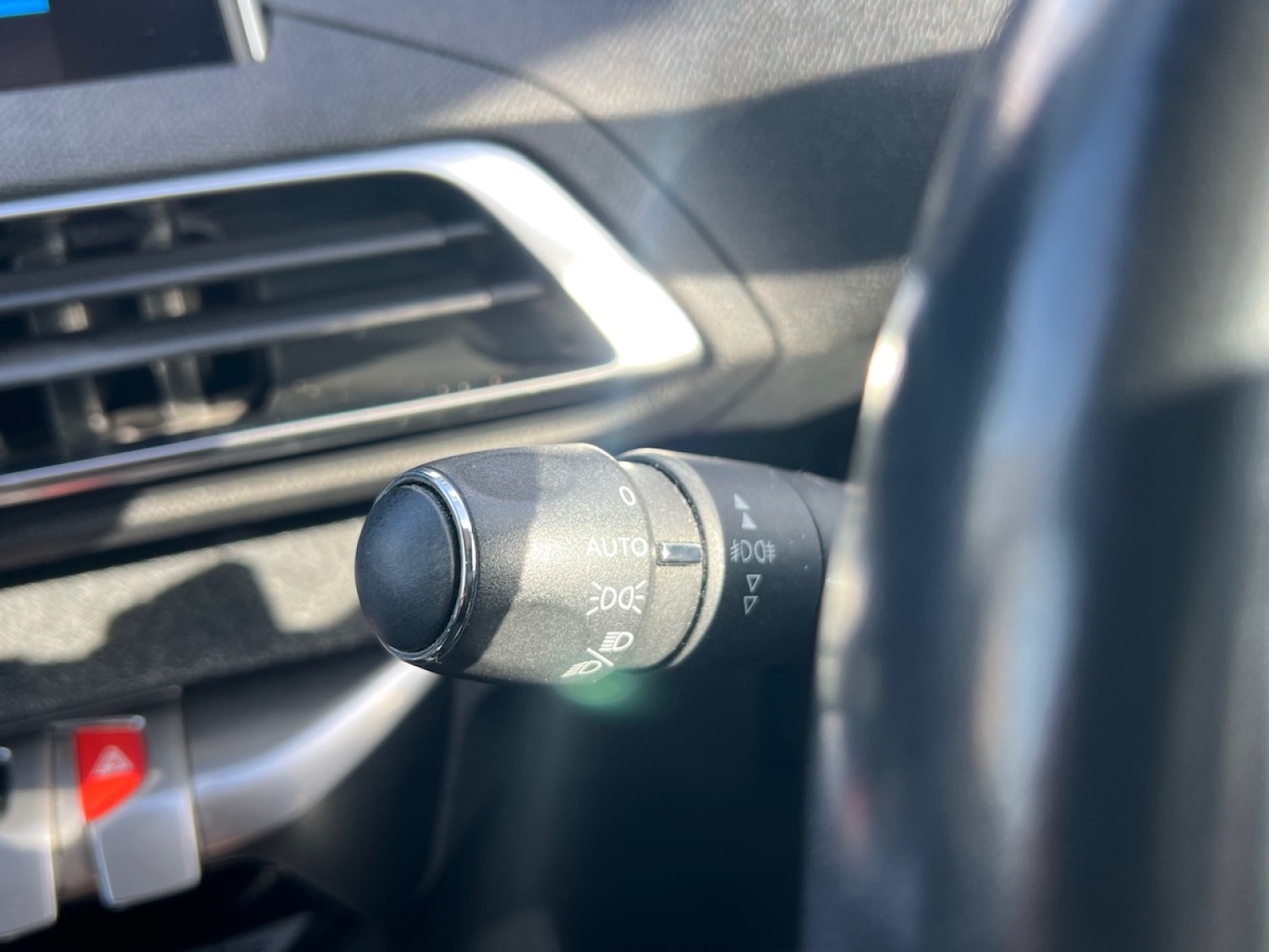 Used Peugeot 3008 2018 for sale - 76037856: Photo 19