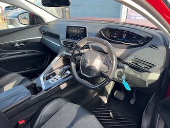 Used Peugeot 3008 2018 for sale - 76037856: Photo 3