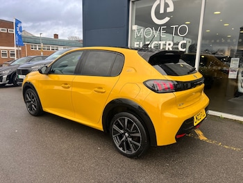 Used Peugeot 208 2023 for sale - 77634661: Photo