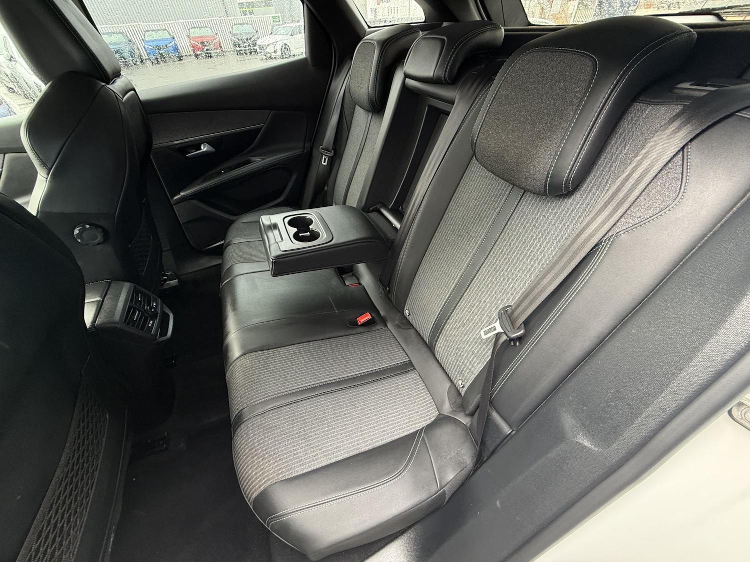 Used Peugeot 3008 2021 for sale - 77483055: Photo 2