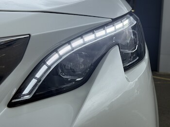 Used Peugeot 5008 2020 for sale - 75895009: Photo