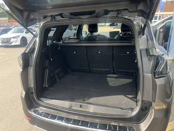 Used Peugeot 5008 2024 for sale - 78506008: Photo