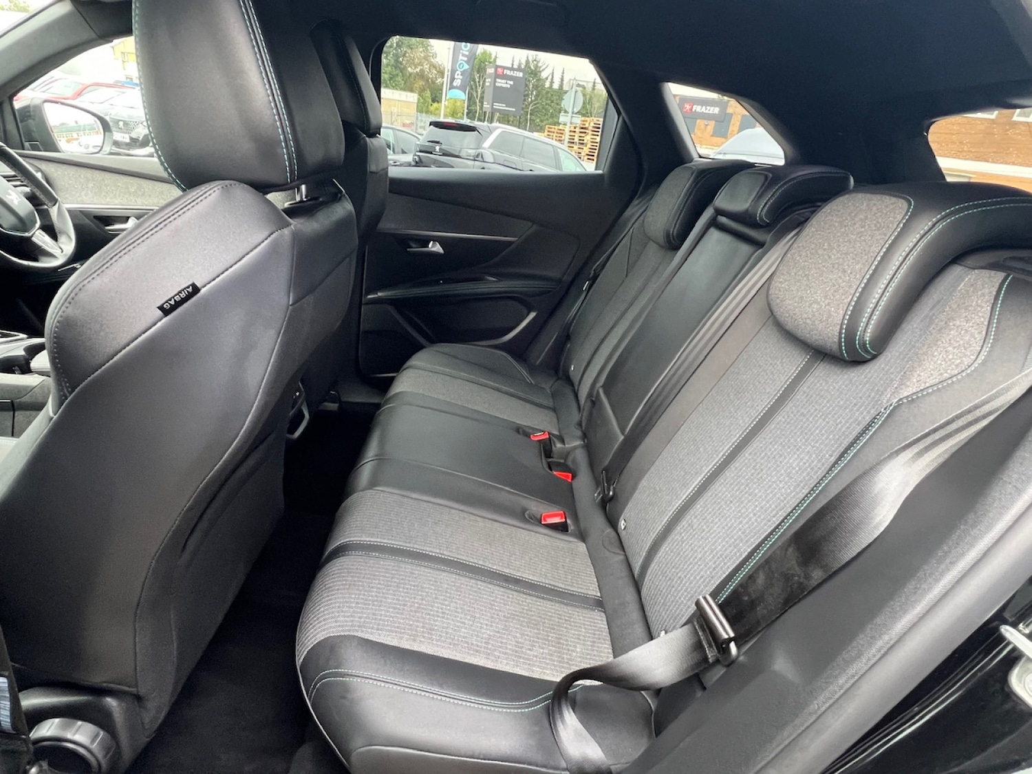 Used Peugeot 3008 2023 for sale - 76140045: Photo 11