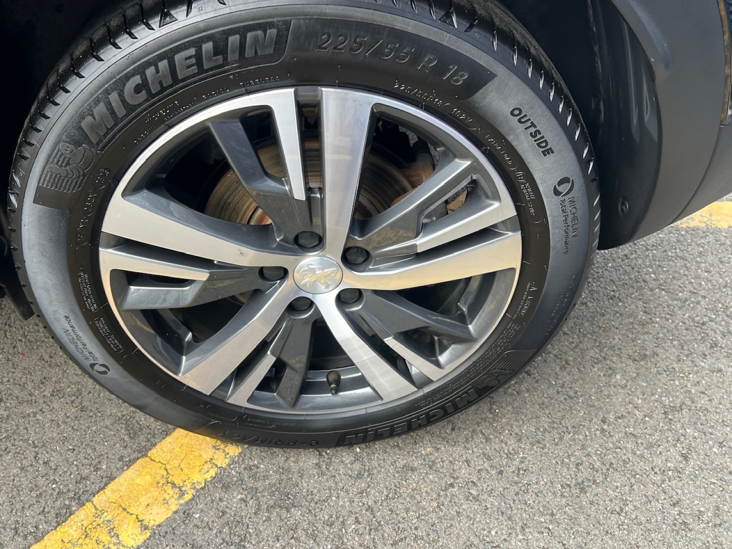 Used Peugeot 3008 2023 for sale - 76140045: Photo 9