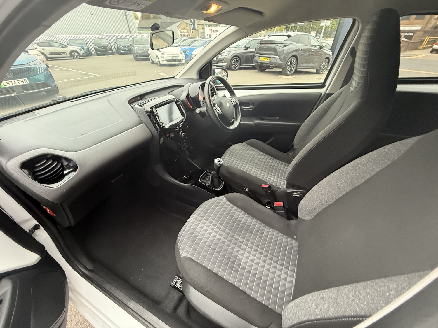 Used Peugeot 108 2021 for sale - 76261550: Photo 6