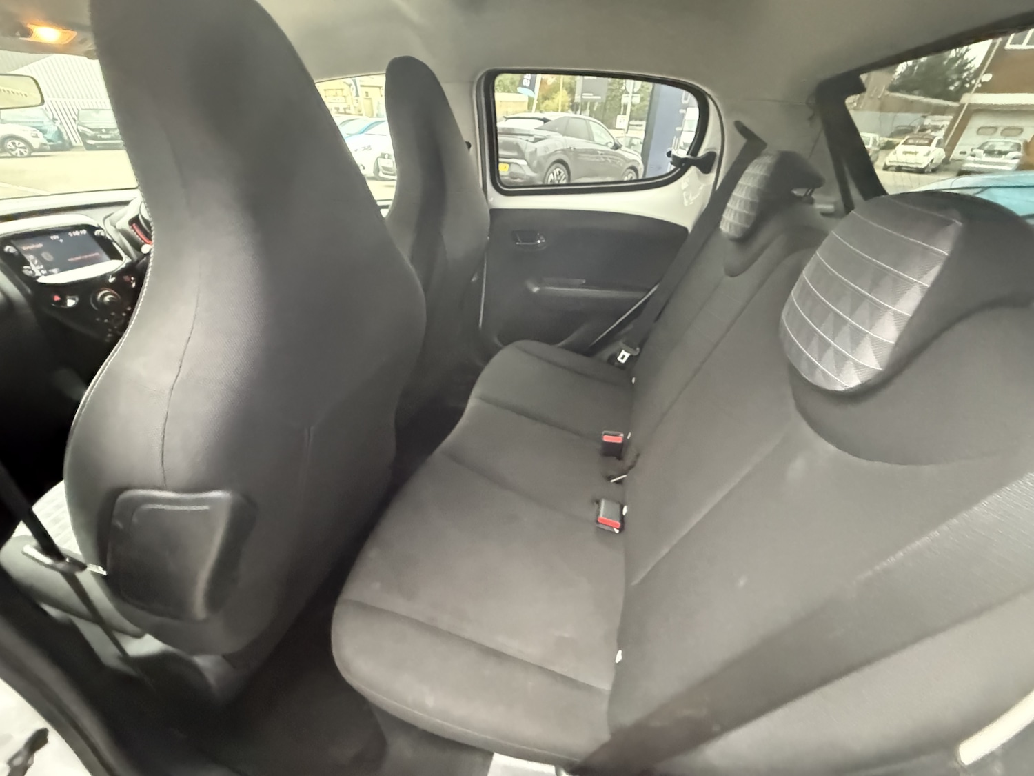 Used Peugeot 108 2021 for sale - 76261550: Photo 8