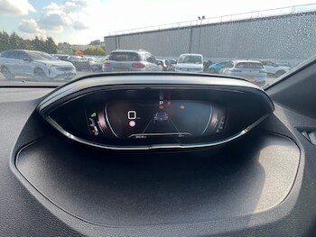 Used Peugeot 3008 2018 for sale - 78423969: Photo