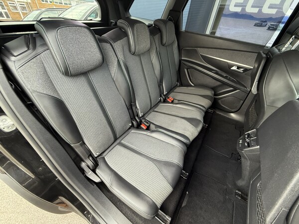 Used Peugeot 5008 2022 for sale - 75479617: Photo 9