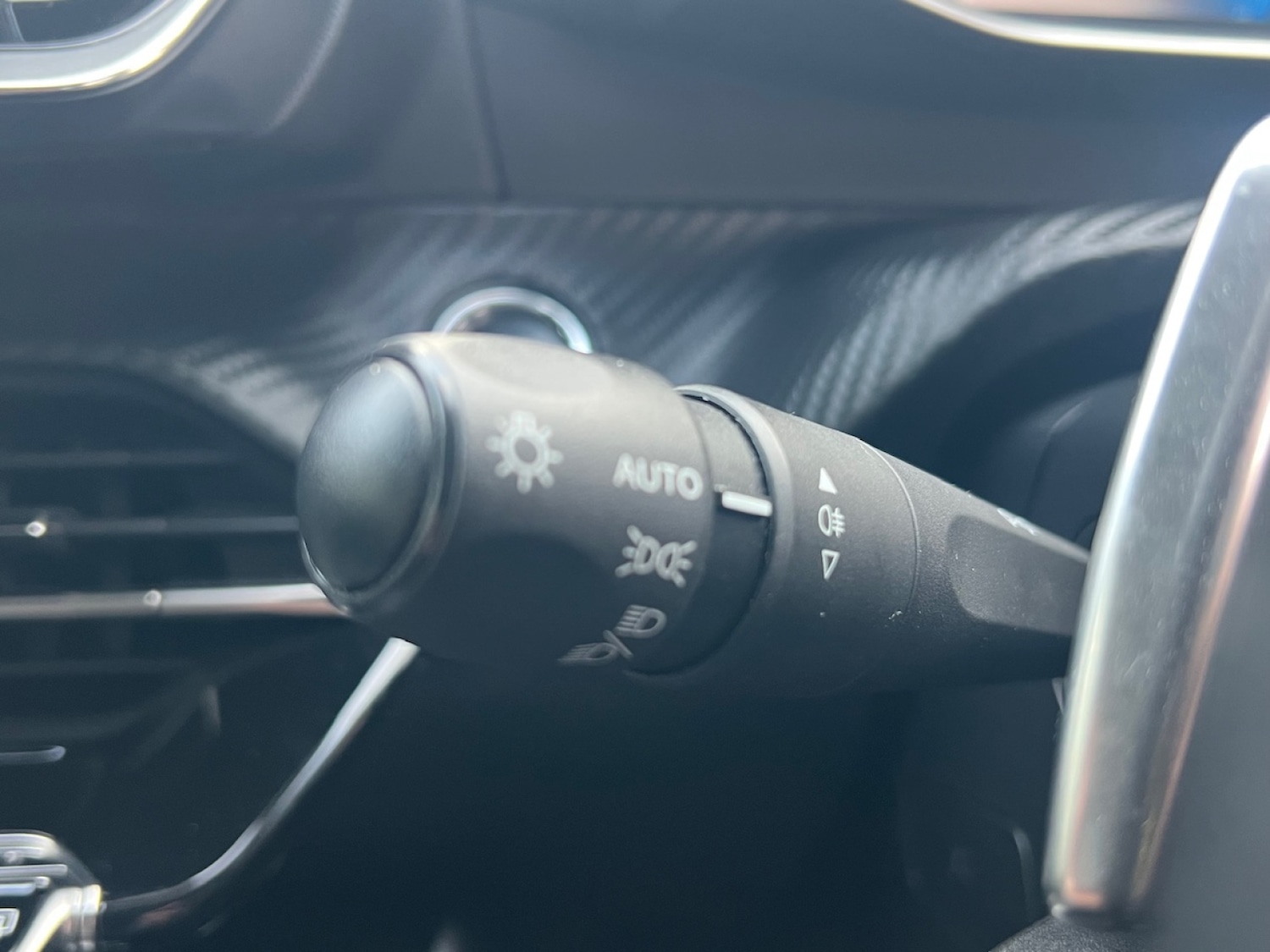 Used Peugeot 208 2022 for sale - 77457885: Photo 25