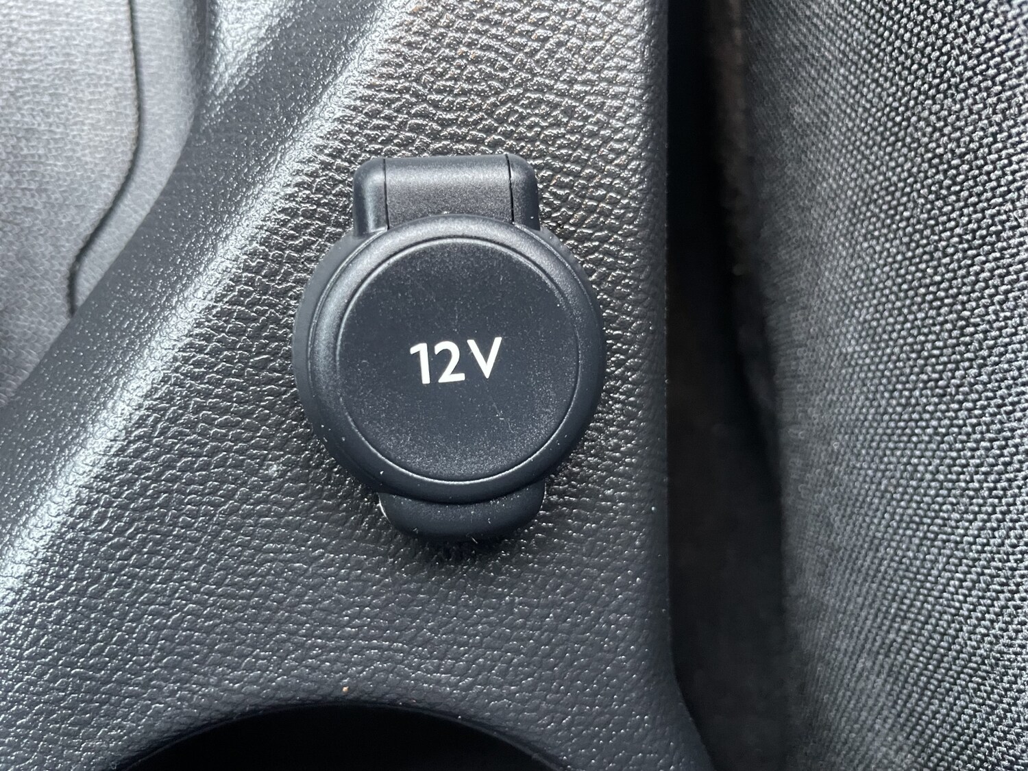 Used Peugeot 208 2023 for sale - 76556928: Photo 16