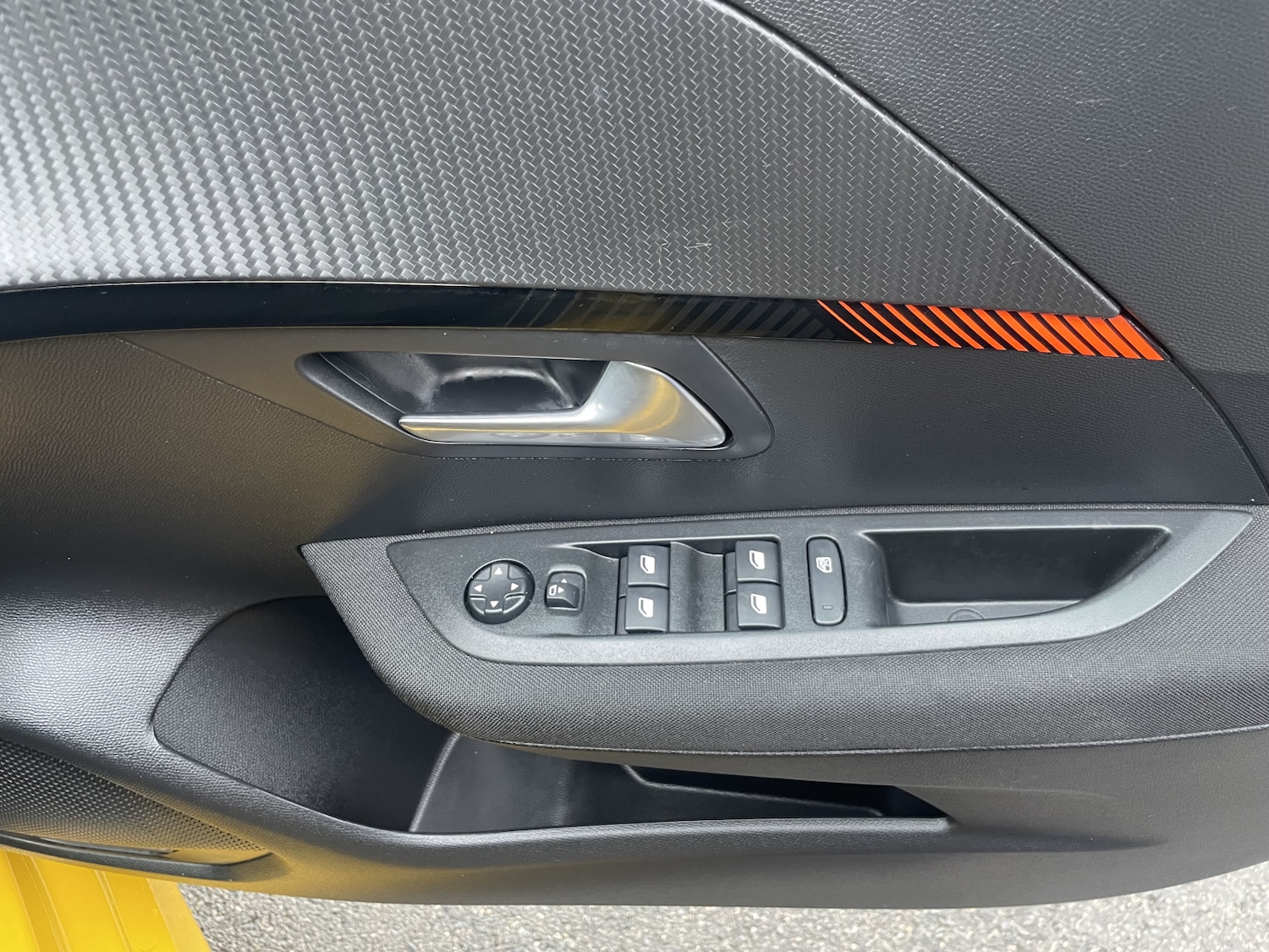 Used Peugeot 208 2023 for sale - 76556928: Photo 20