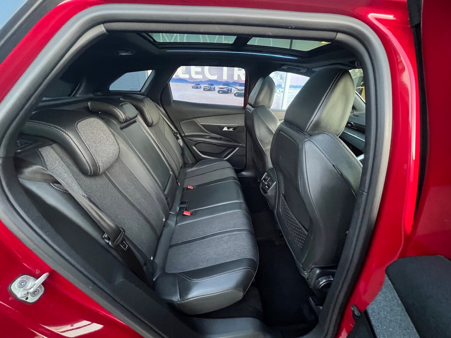 Used Peugeot 3008 2020 for sale - 77235443: Photo 16