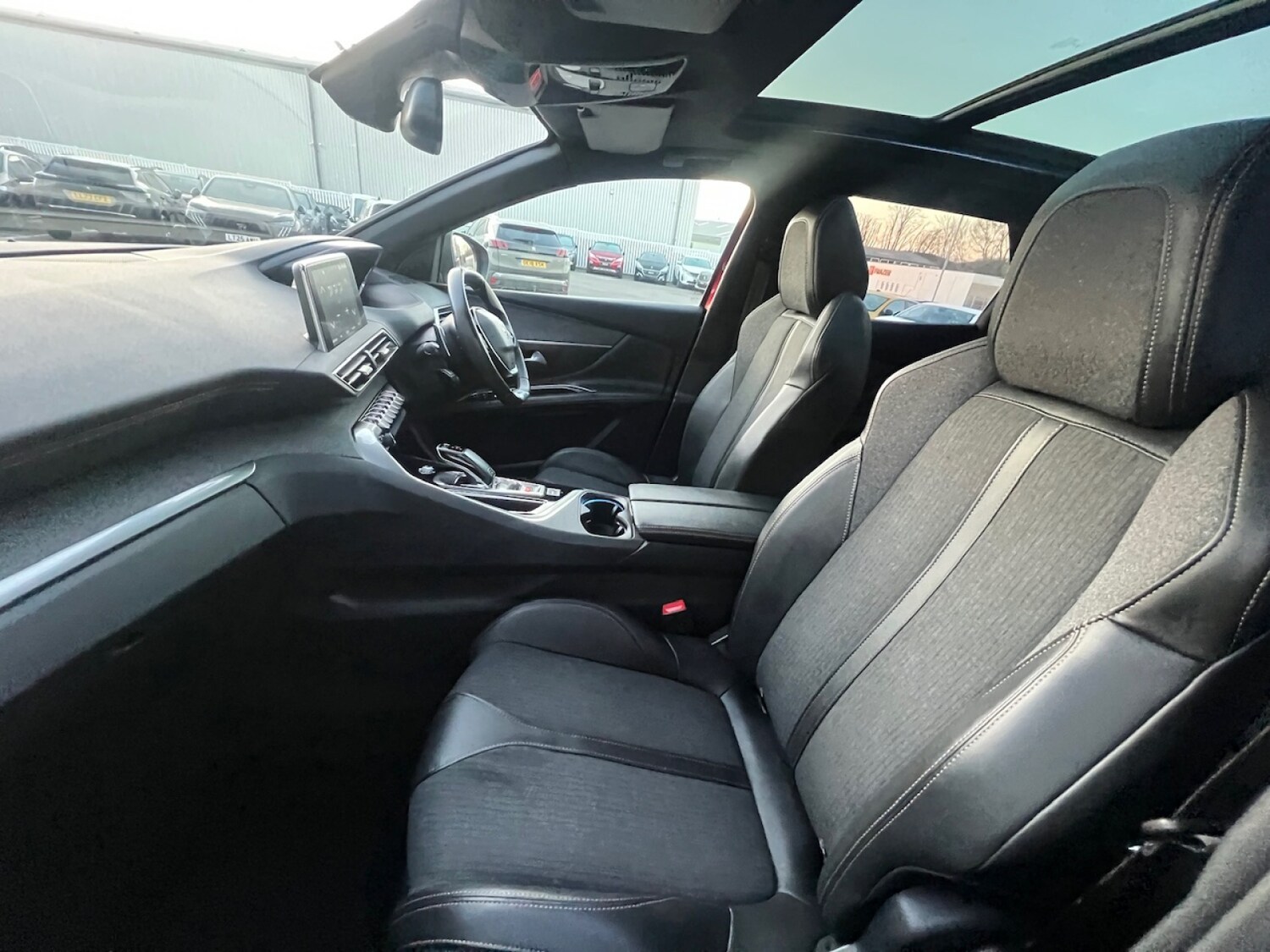 Used Peugeot 3008 2020 for sale - 77235443: Photo 18