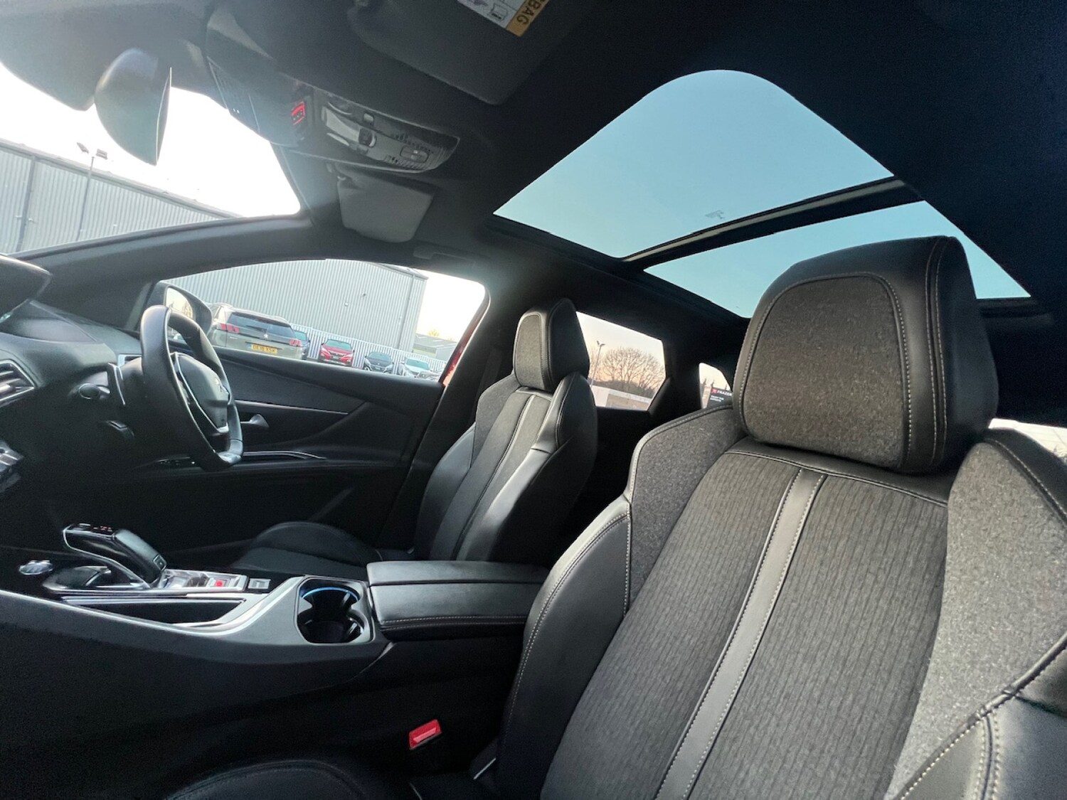 Used Peugeot 3008 2020 for sale - 77235443: Photo 19