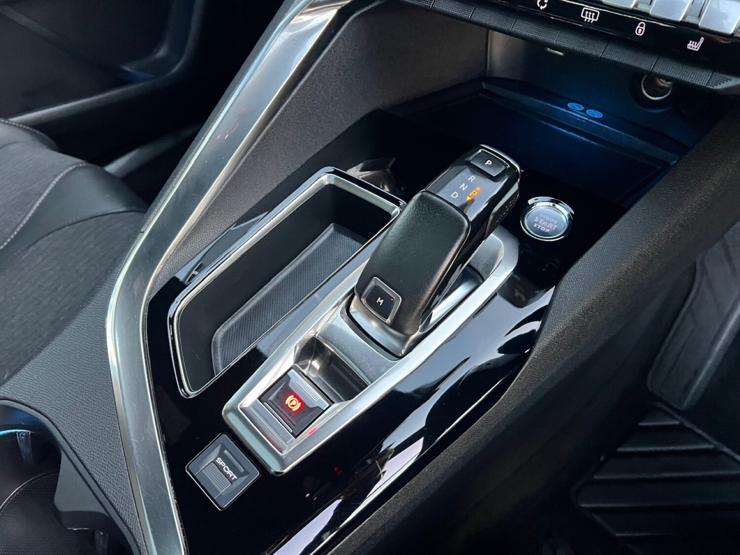 Used Peugeot 3008 2020 for sale - 77235443: Photo 23