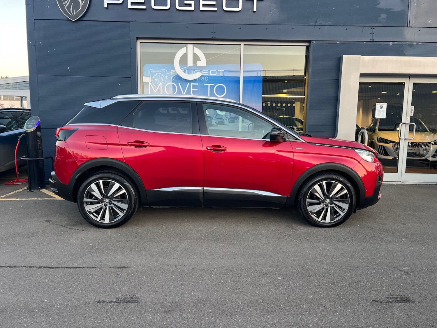 Used Peugeot 3008 2020 for sale - 77235443: Photo 8