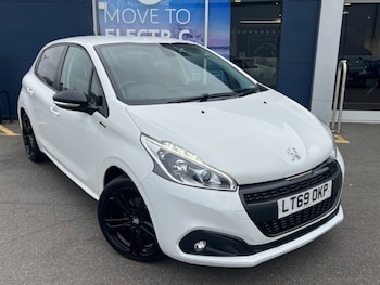 Peugeot - 208