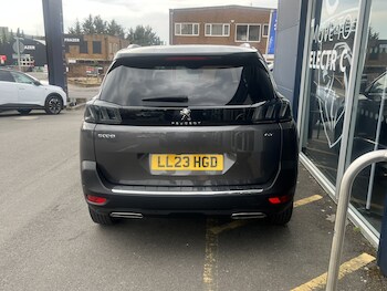 Used Peugeot 5008 2023 for sale - 78381521: Photo