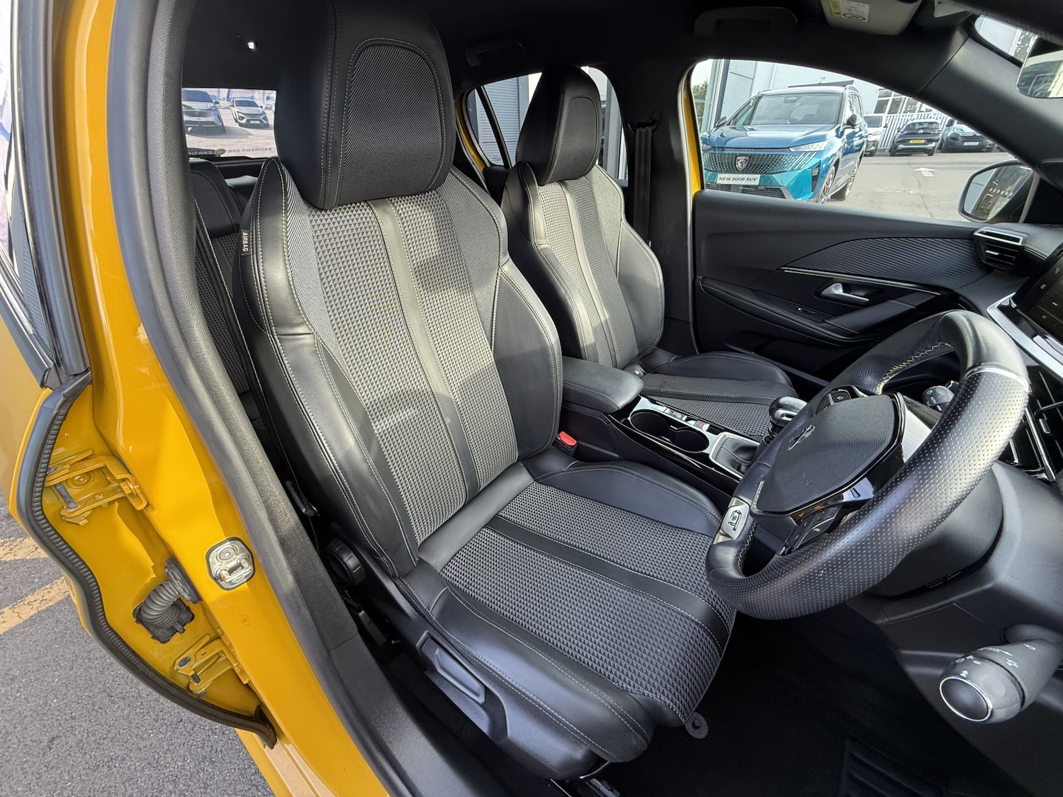 Used Peugeot 208 2020 for sale - 75894925: Photo 16