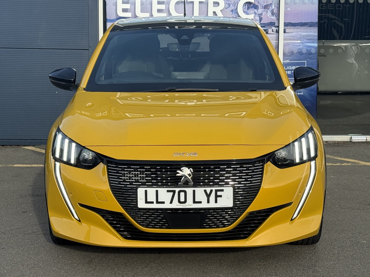 Used Peugeot 208 2020 for sale - 75894925: Photo 2