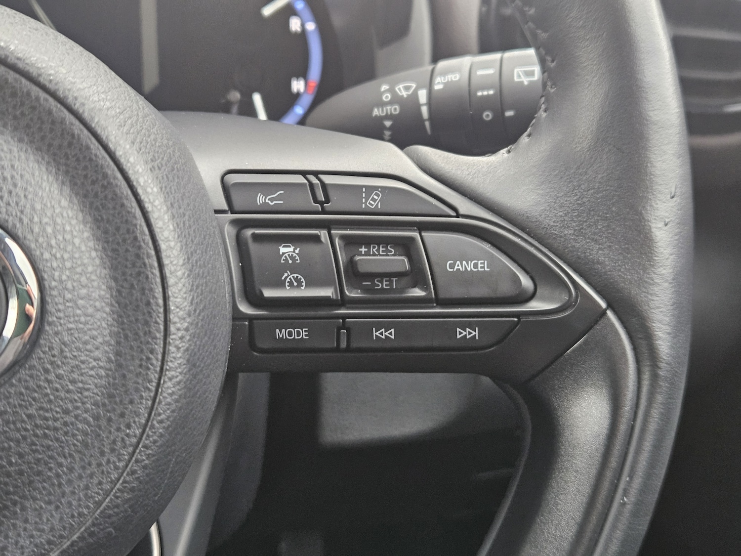 Used Toyota Yaris Cross 2023 for sale - 76514913: Photo 15