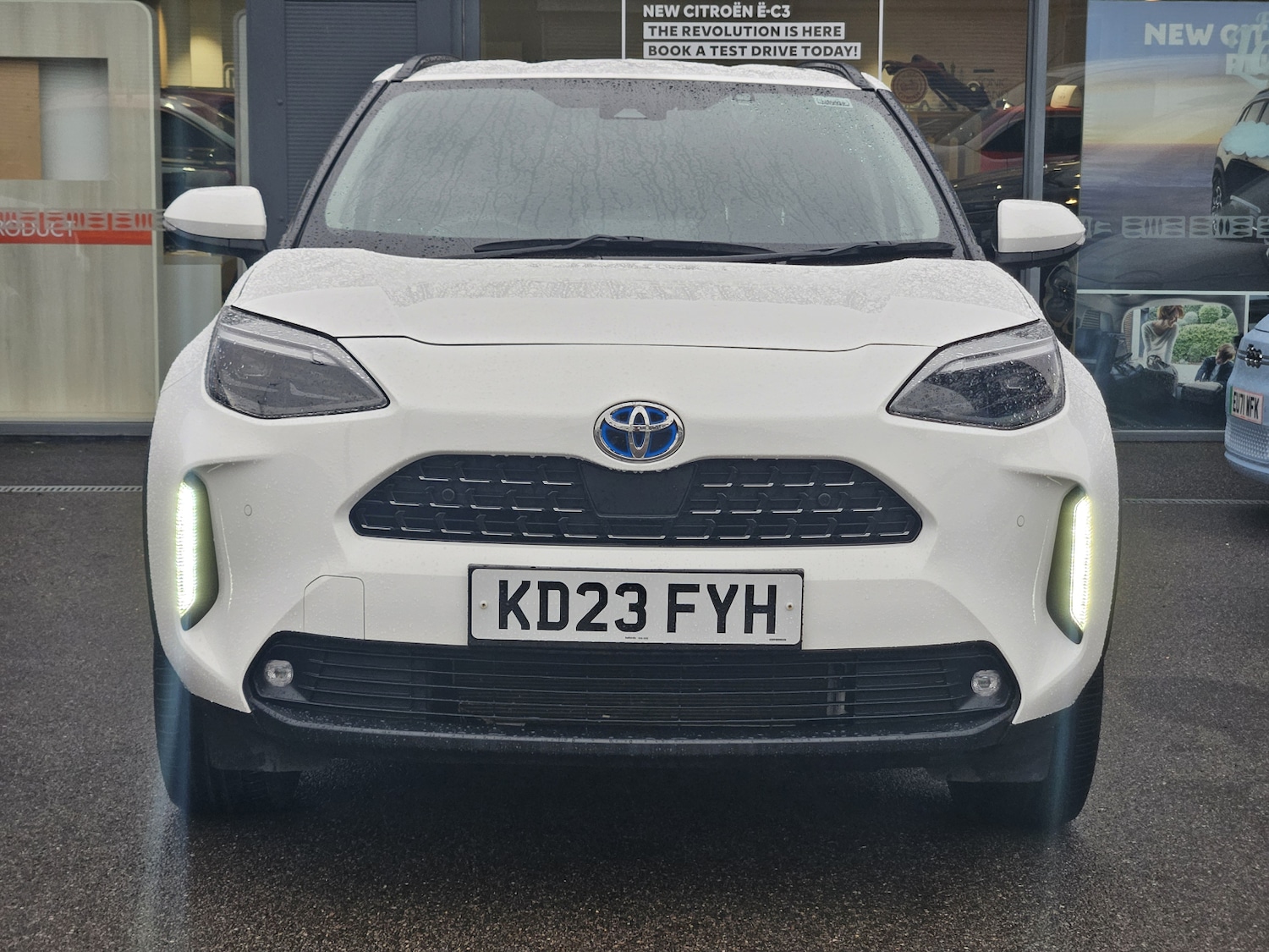 Used Toyota Yaris Cross 2023 for sale - 76514913: Photo 2