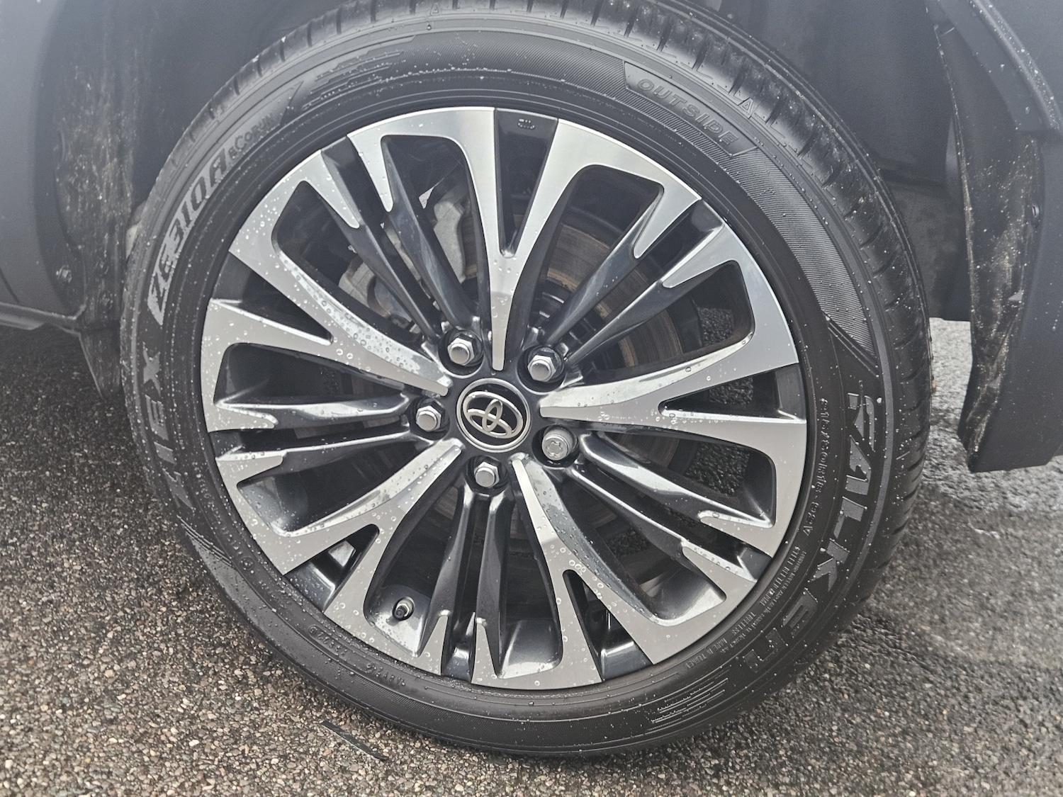 Used Toyota Yaris Cross 2023 for sale - 76514913: Photo 9