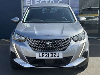 Used Peugeot 2008 2021 for sale - 75763324: Photo